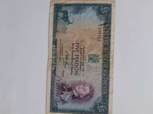 Queen Elizabeth  5 Pounds Reserve Bank of Rhodesia